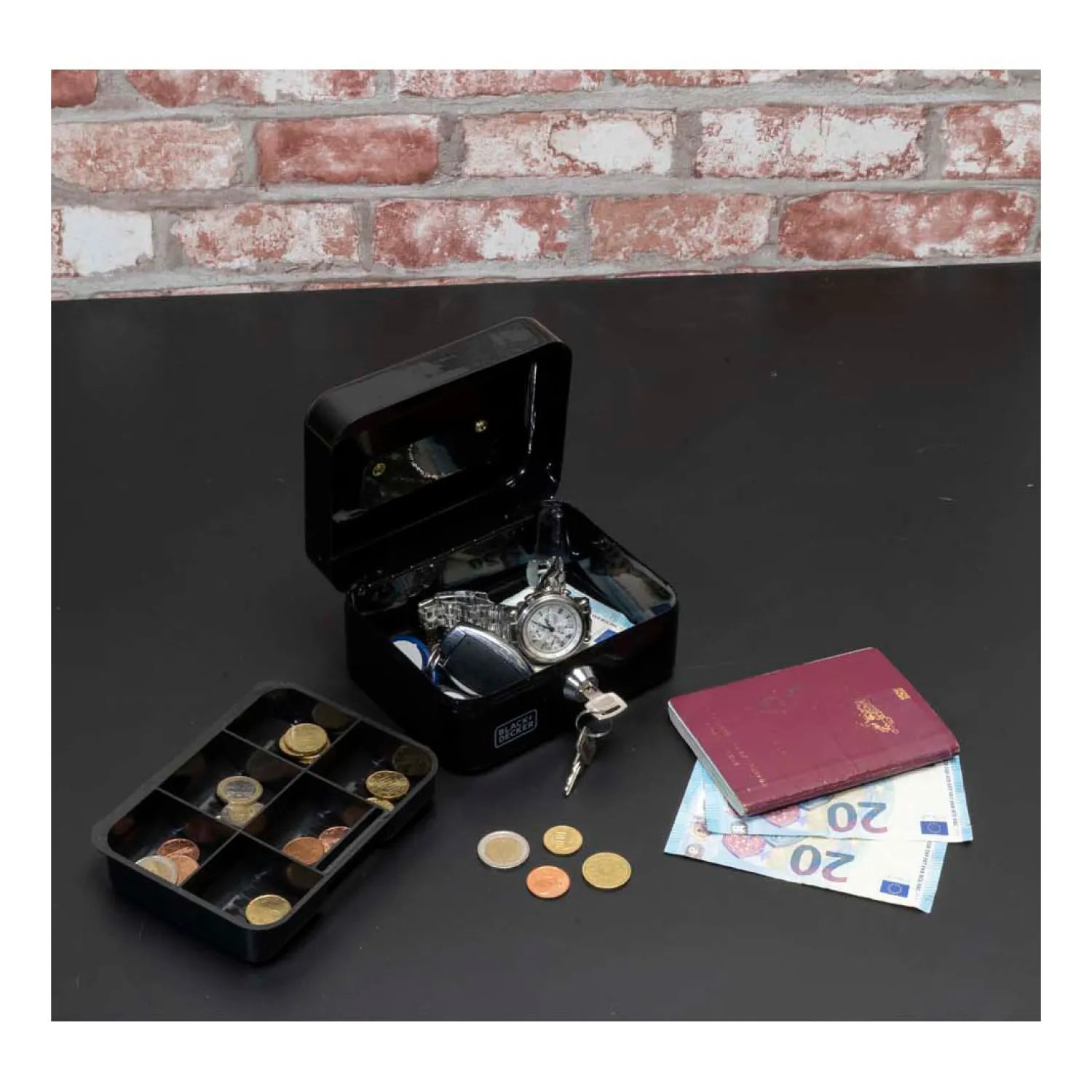 Black+Decker Geldkistje Zwart met Sleutel, 6 Vakken- Online