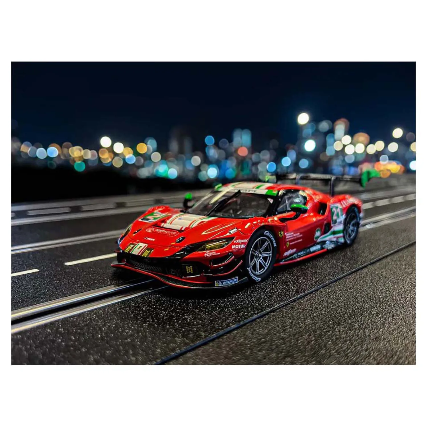 Evolution Ferrari 296 GT3 'AF Corse, No.21' - 1:32>Carrera Clearance