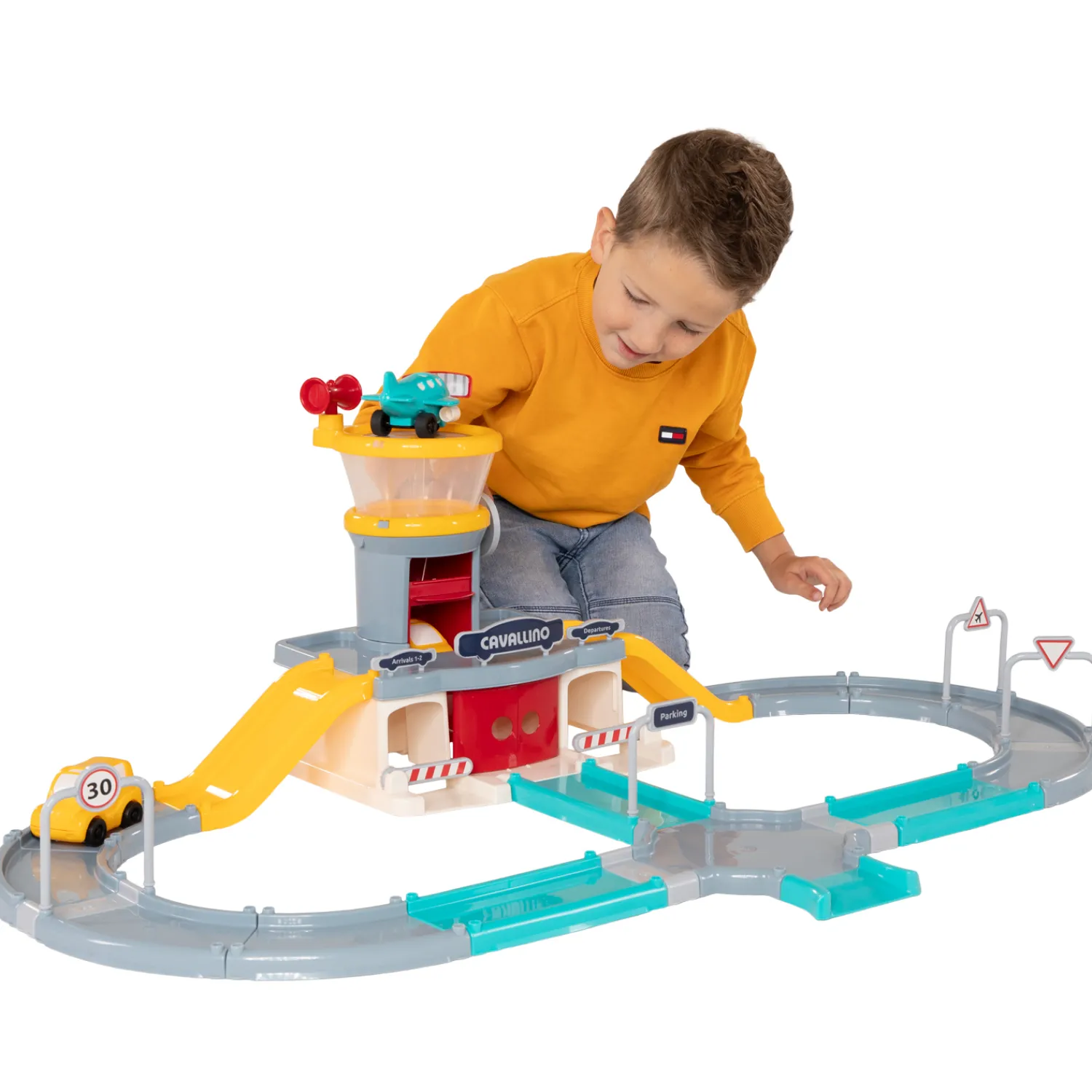 Luchthaven met Parkeergarage en Straat-Cavallino Sale