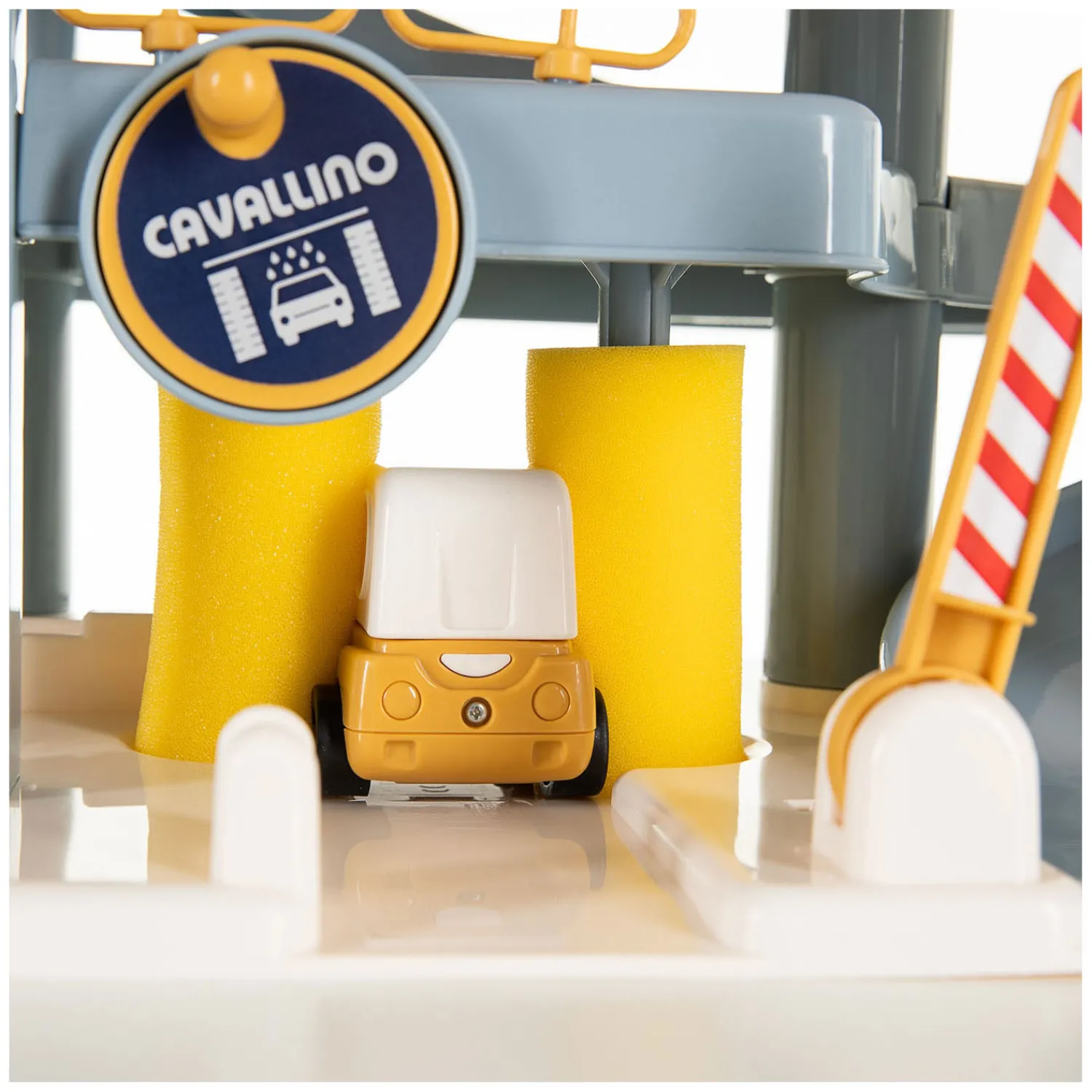 Luxe Garage met Auto's Pastelkleuren>Cavallino Online