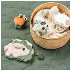 Done by Deer Zintuiglijk Babyboek Kleine Boerderij