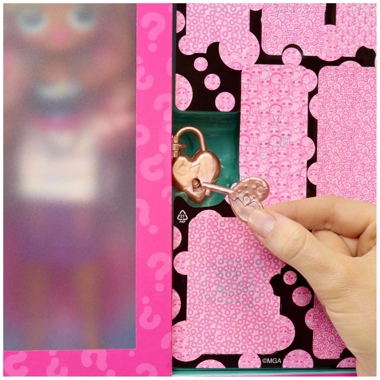 L.O.L. Surprise Tweens Eye Spy - Rockstar Online