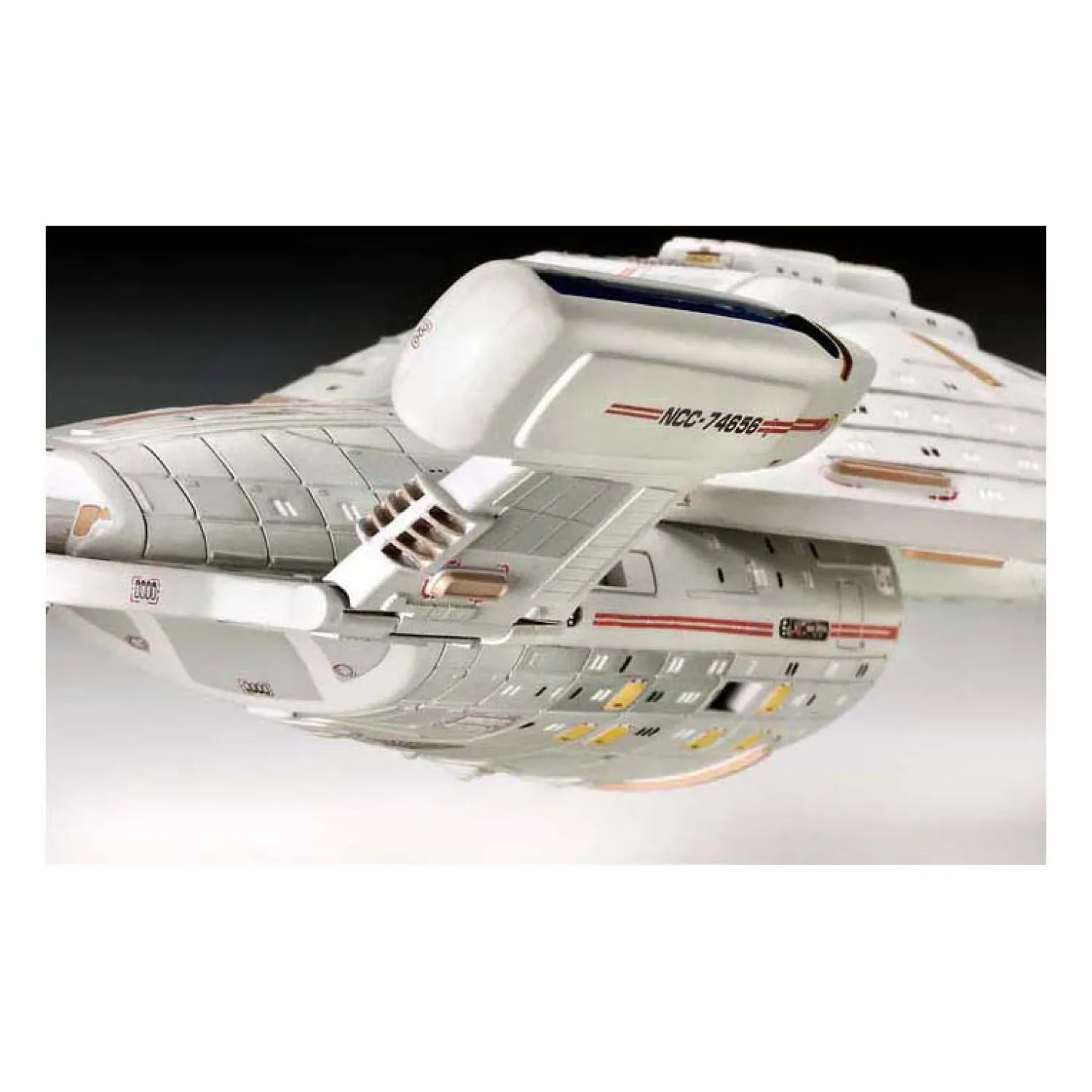 Modelbouwpakket - U.S.S. Voyager NCC-74656 1:670 - 67dlg,>Revell