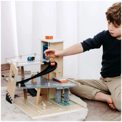 Small Foot - Houten Garage Rally Online